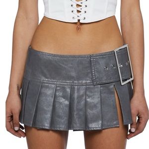 Pleated grey y2k micro mini skirt faux leather vegan bratz